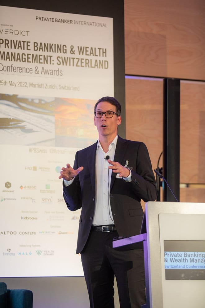 Christian auf der Bühne